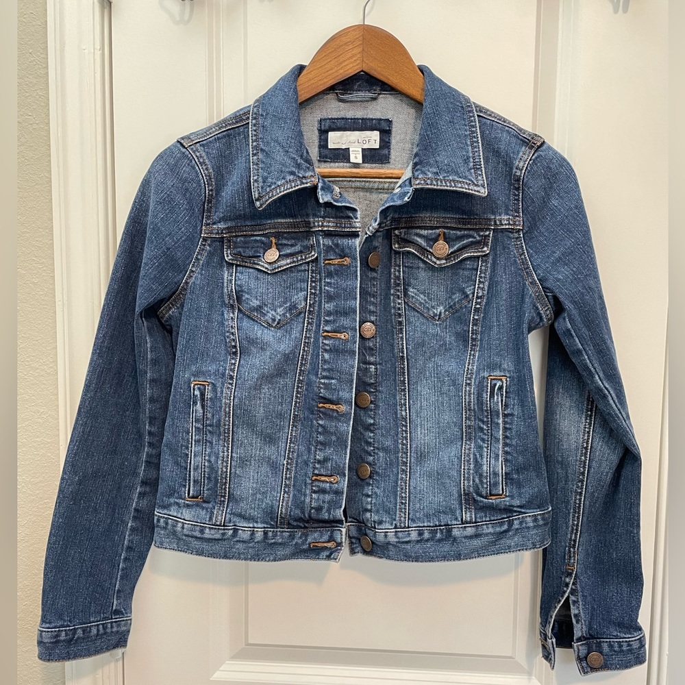 LOFT denim slightly cropped jacket. Size S